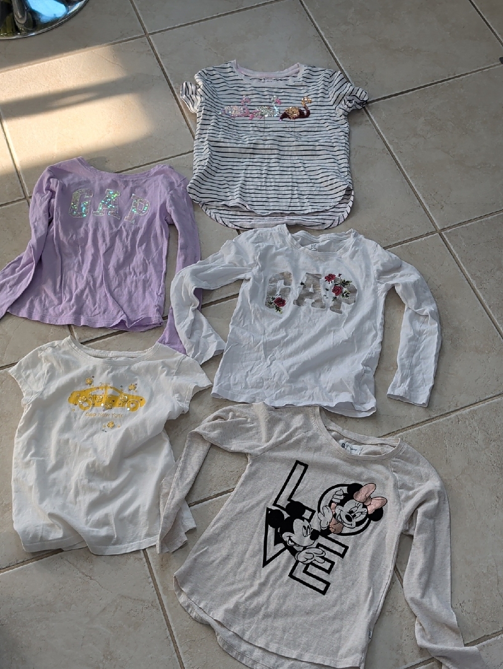 GAP Girls Size 8 Lot 5 Tops Long-Sleeve Minnie Love Graphic Tee - Cream & Black